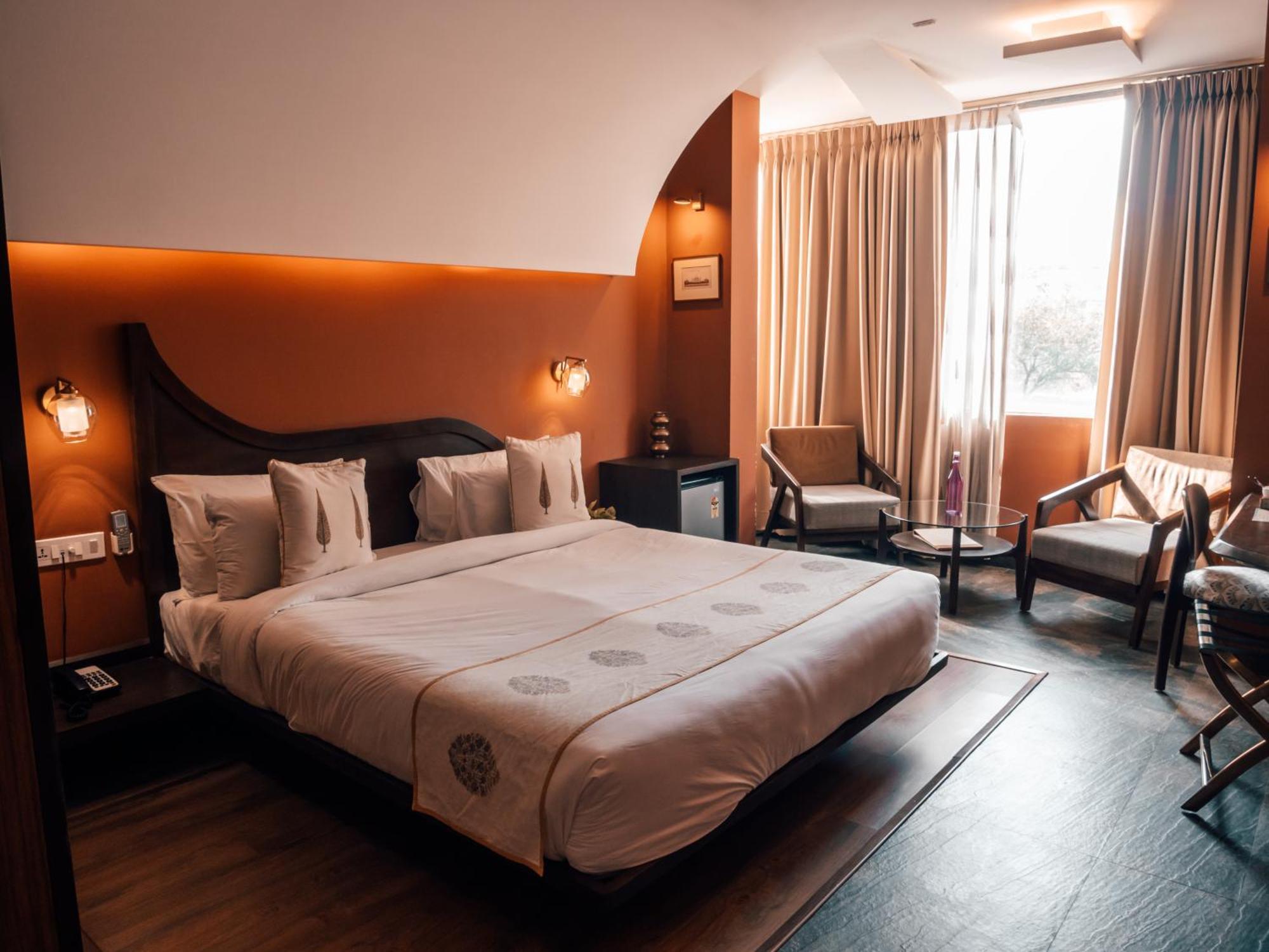 Hotel Ekaa Near Taj Mahal